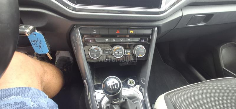 Volkswagen T-Roc 1.6