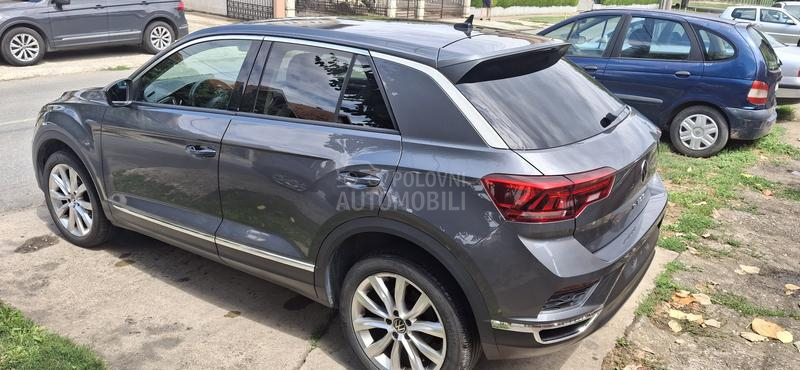 Volkswagen T-Roc 1.6