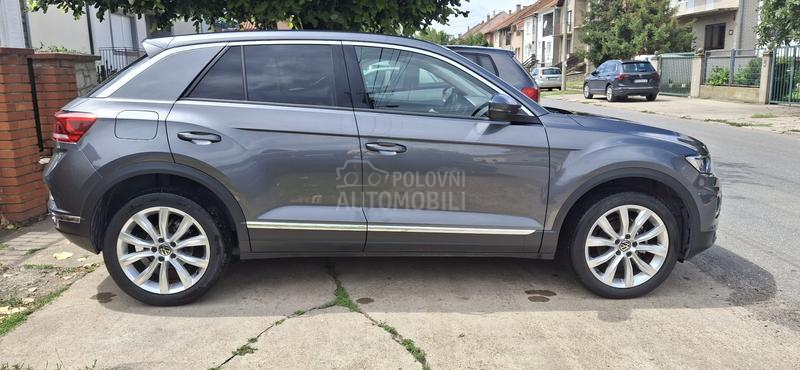 Volkswagen T-Roc 1.6