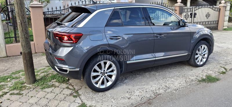 Volkswagen T-Roc 1.6