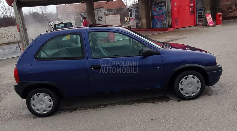 Opel Corsa B 