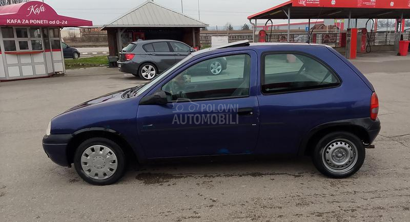 Opel Corsa B 