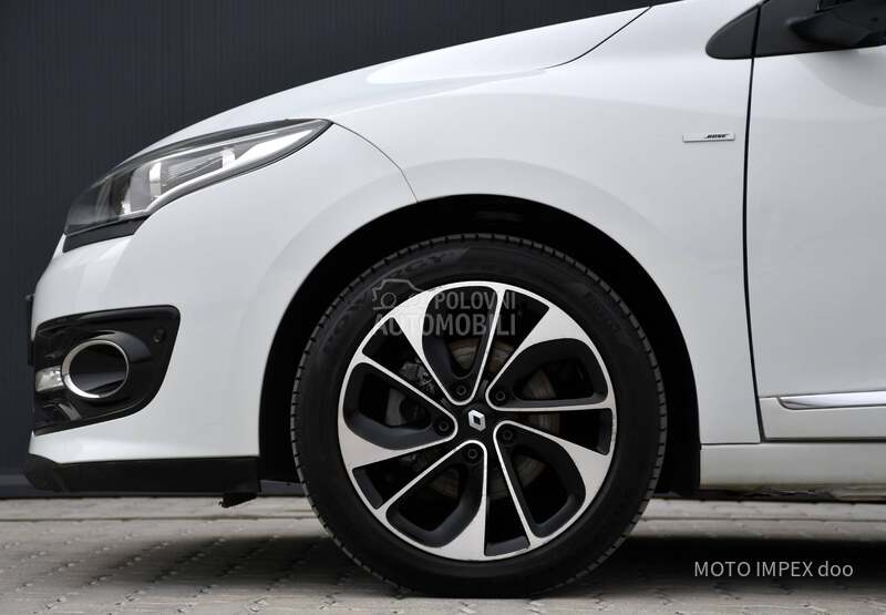 Renault Megane 1.2 TCE / BOSE / CH