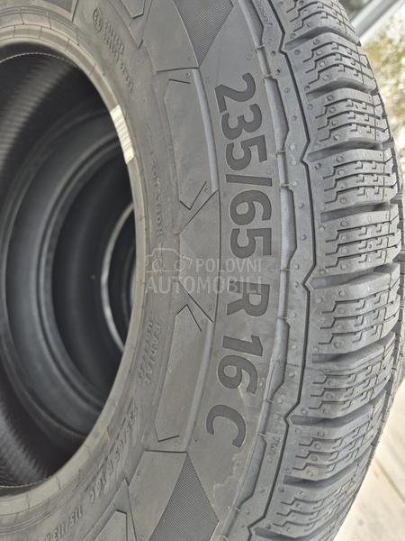 Continental 235/65 R16 Zimska