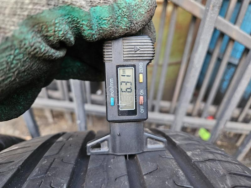 Continental 235/45 R18 Letnja