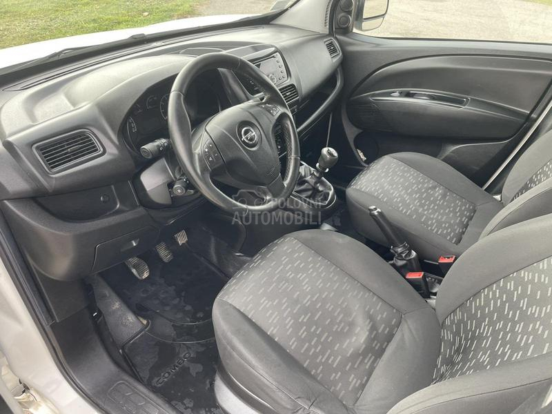 Opel Combo 16 CDTI