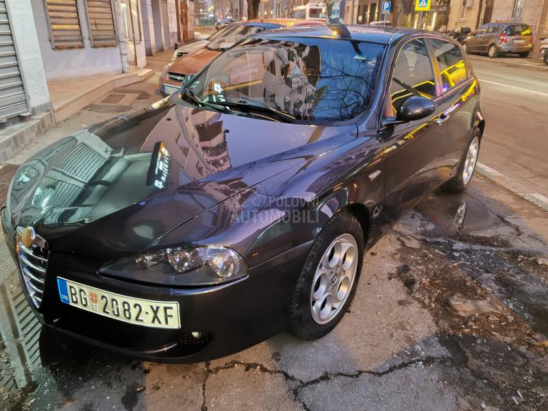 Alfa Romeo 147 JTDM