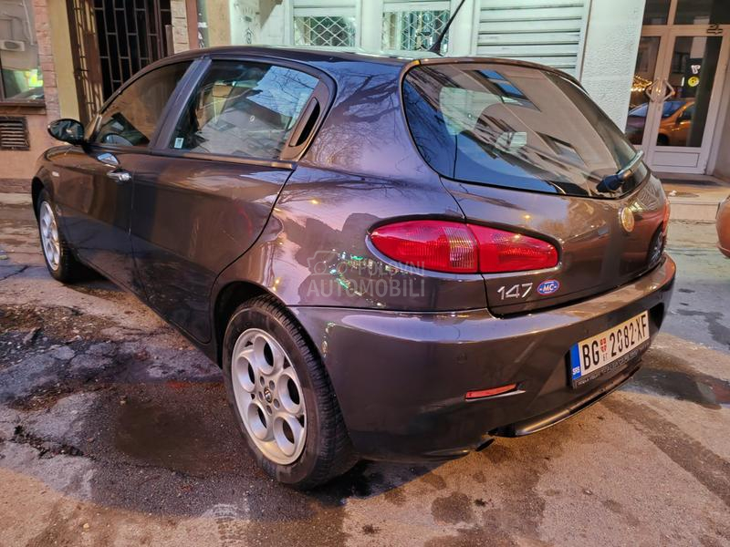 Alfa Romeo 147 JTDM