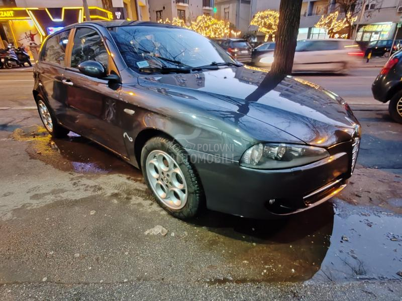 Alfa Romeo 147 JTDM