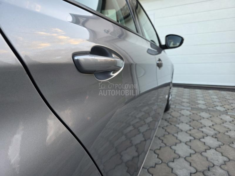 Peugeot 308 1.6 EHDI