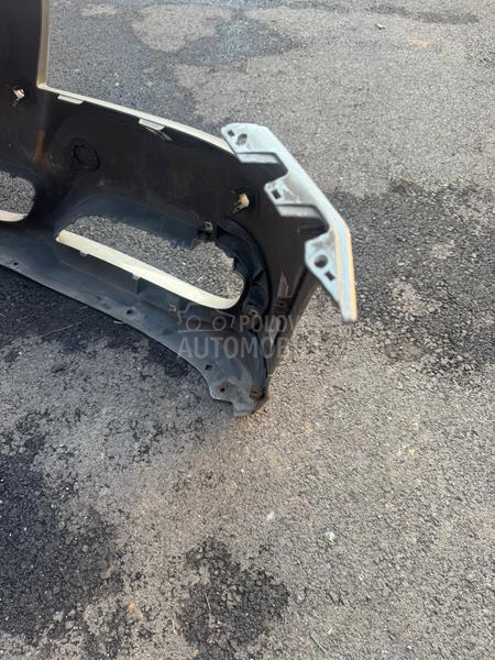 prednji branik E90/91 Lci