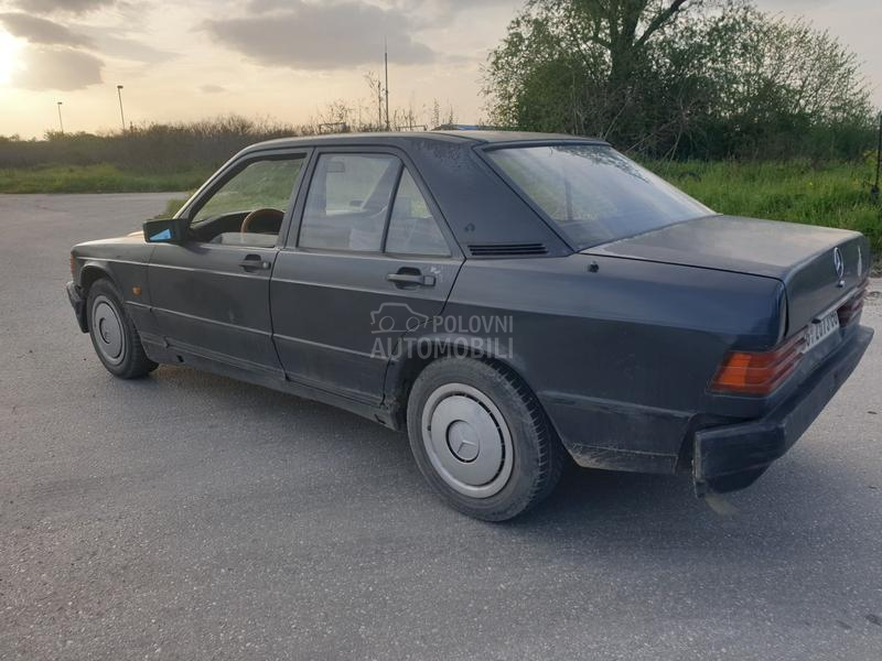 Mercedes Benz 190 