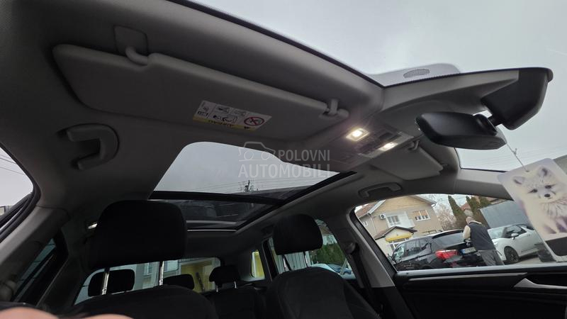 Volkswagen Tiguan 2.0  4/x/4  V/irta/l