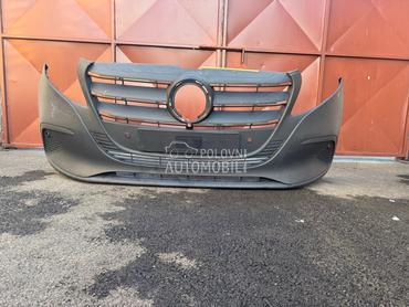 prednji branik W447 V447 za Mercedes Benz V Klasa od 2020. do 2025. god.