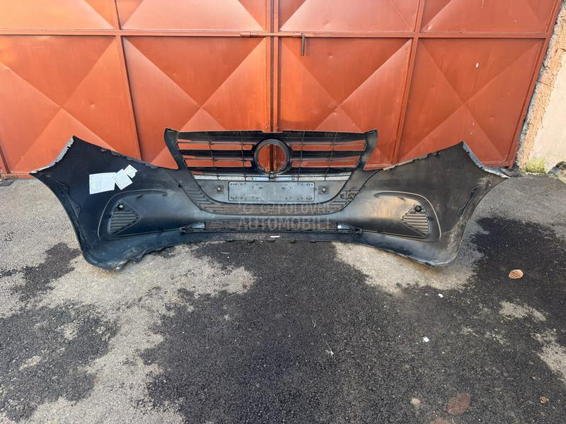 prednji branik W447 V447