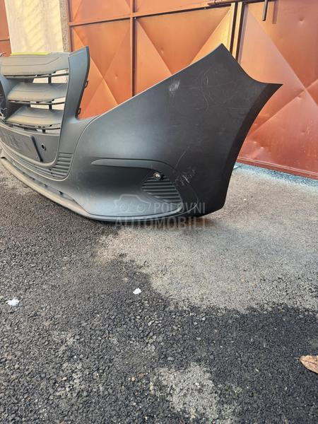 prednji branik W447 V447