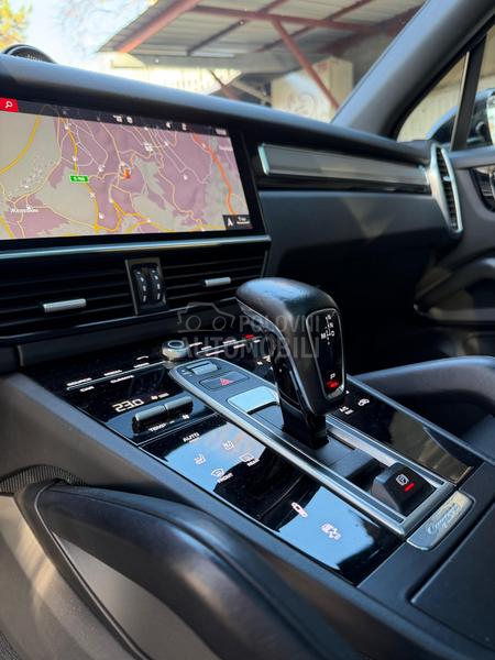 Porsche Cayenne CHRONO S