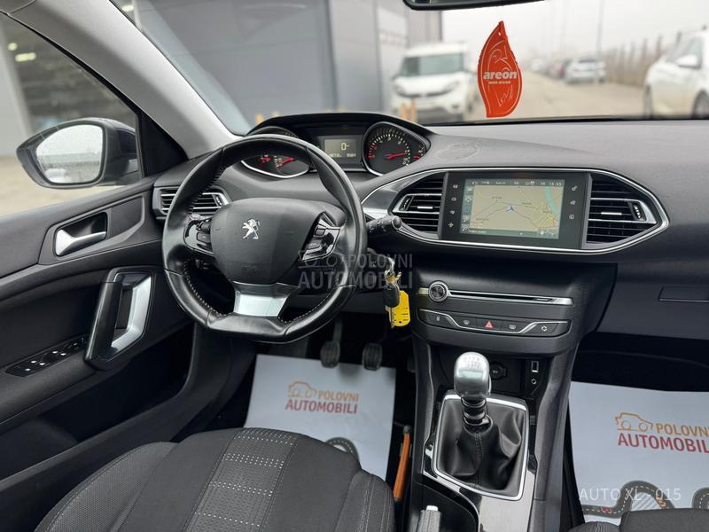 Peugeot 308 1.6EHDI / PANO / NAV