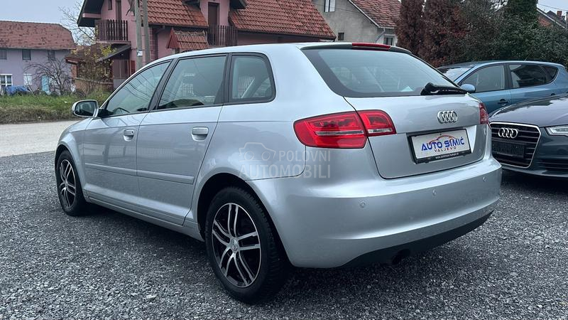 Audi A3 1.6 TDI NAVVI