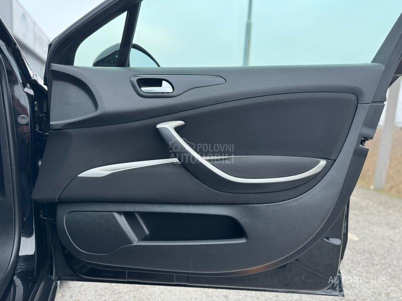 Citroen C5 2.0 HDI // NAV