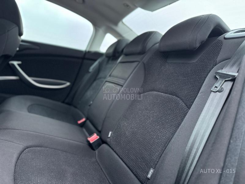 Citroen C5 2.0 HDI // NAV