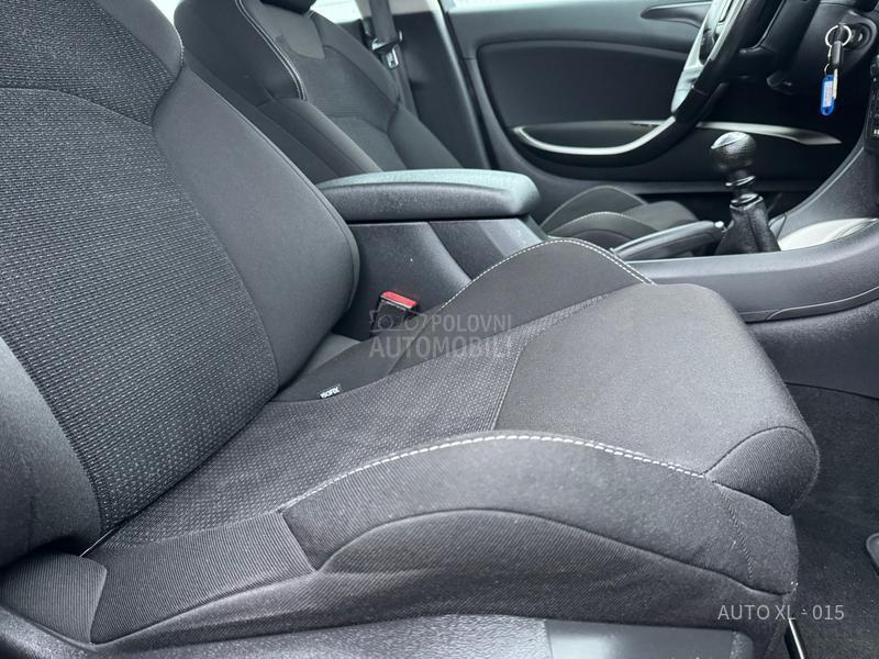 Citroen C5 2.0 HDI // NAV