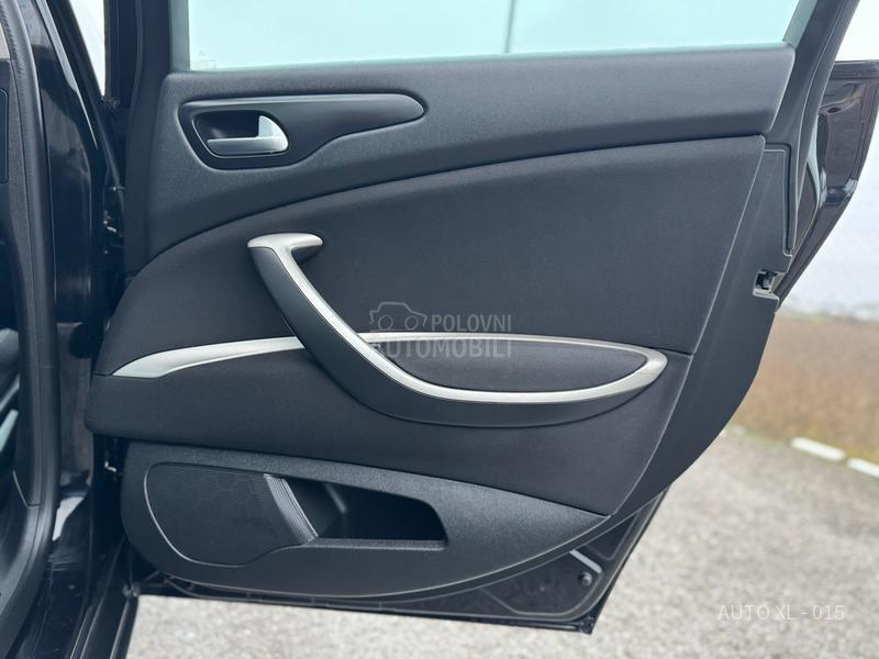 Citroen C5 2.0 HDI // NAV