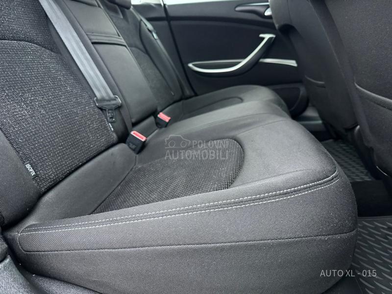 Citroen C5 2.0 HDI // NAV