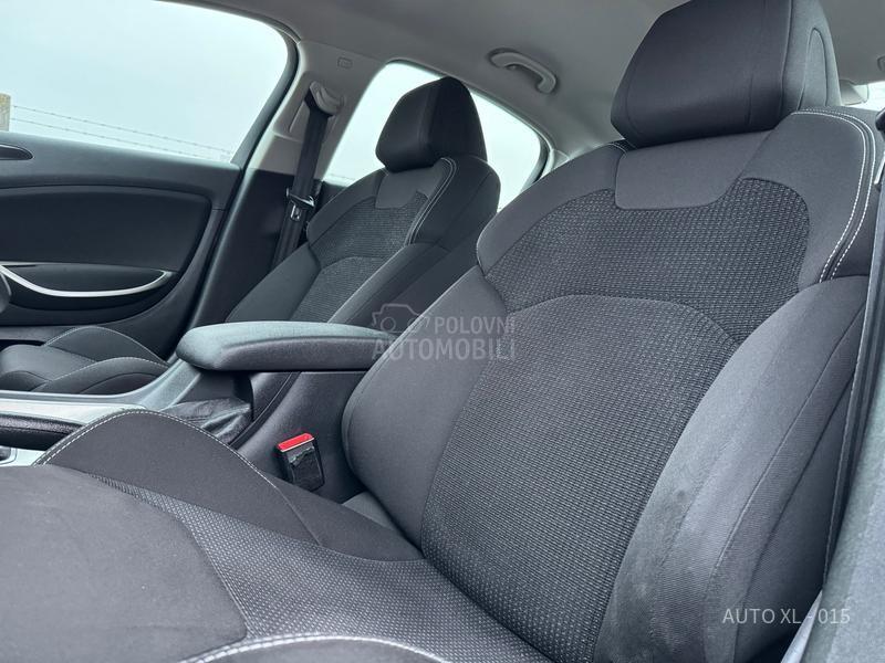 Citroen C5 2.0 HDI // NAV