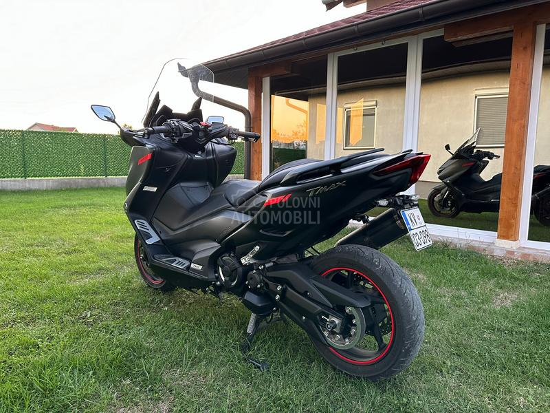 Yamaha T max
