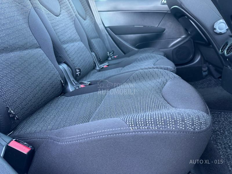 Peugeot 308 2.0 HDI // PANO