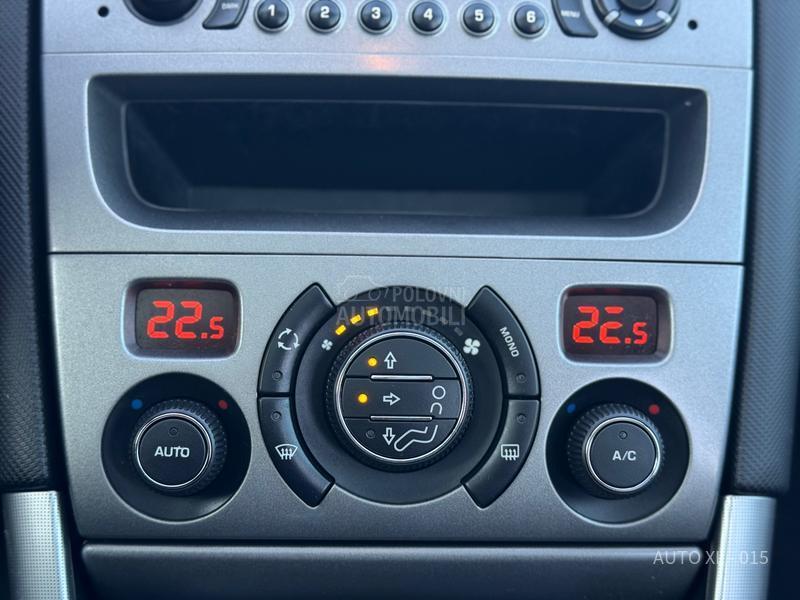 Peugeot 308 2.0 HDI // PANO