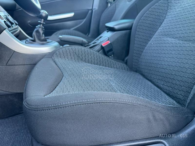 Peugeot 308 2.0 HDI // PANO