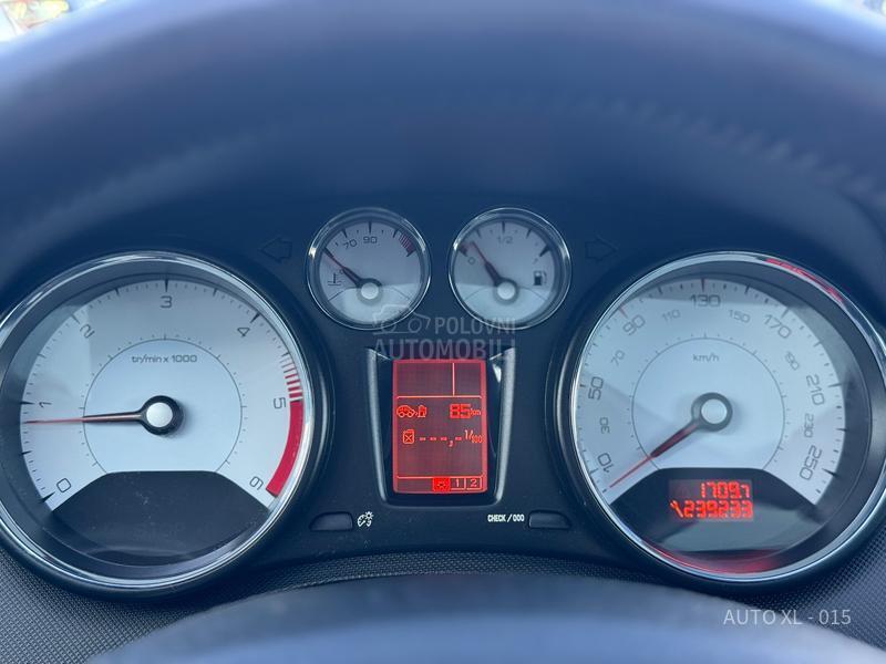 Peugeot 308 2.0 HDI // PANO