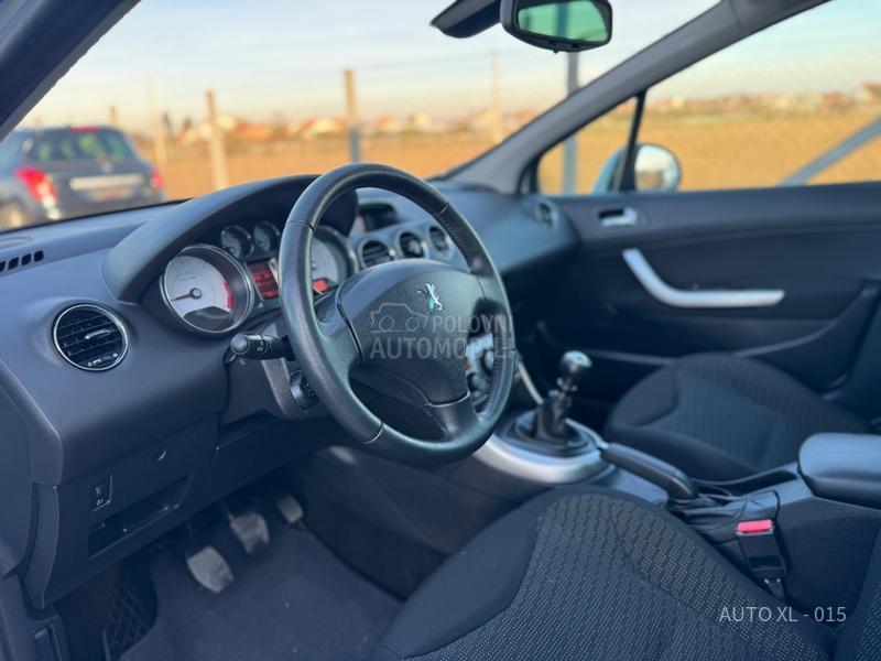 Peugeot 308 2.0 HDI // PANO