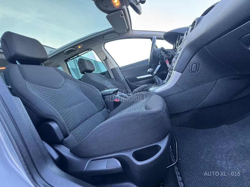 Peugeot 308 2.0 HDI // PANO