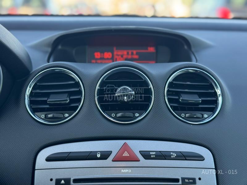 Peugeot 308 2.0 HDI // PANO