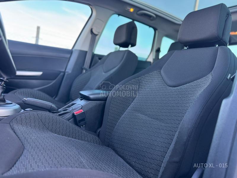 Peugeot 308 2.0 HDI // PANO