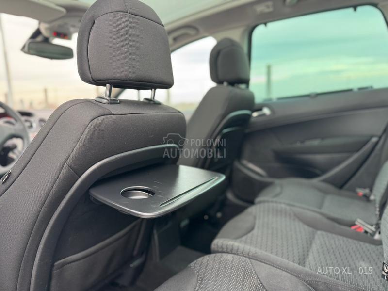 Peugeot 308 1.6 HDI // N.O.V