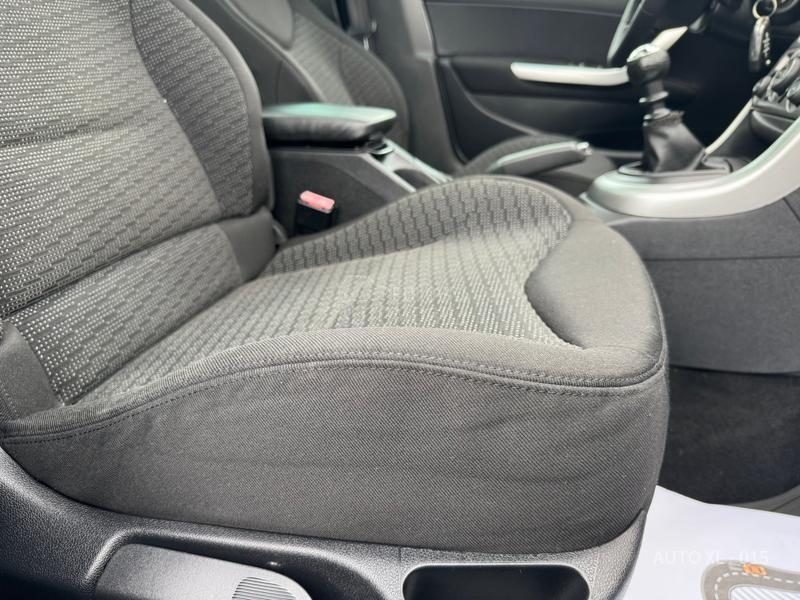 Peugeot 308 1.6 HDI // N.O.V