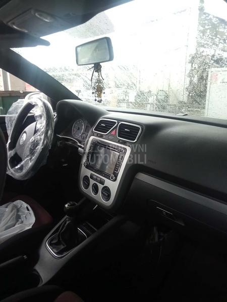 Volkswagen EOS -  kompletan auto u delovima