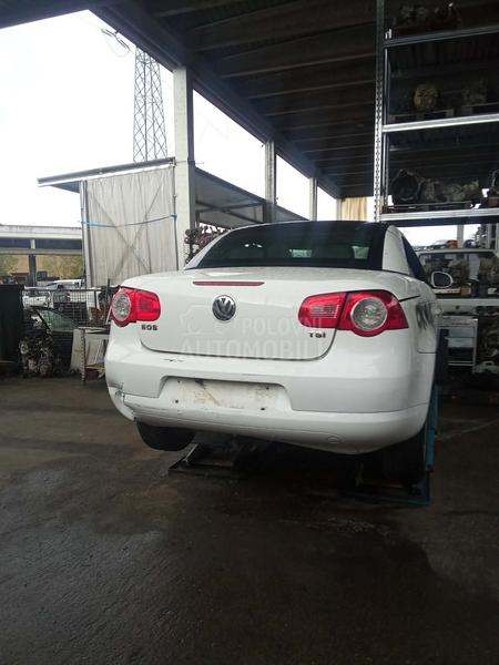 Volkswagen EOS -  kompletan auto u delovima