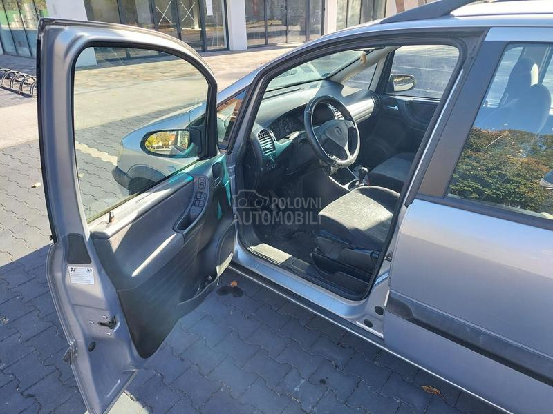 Opel Zafira 1.8