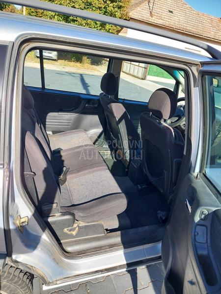 Opel Zafira 1.8