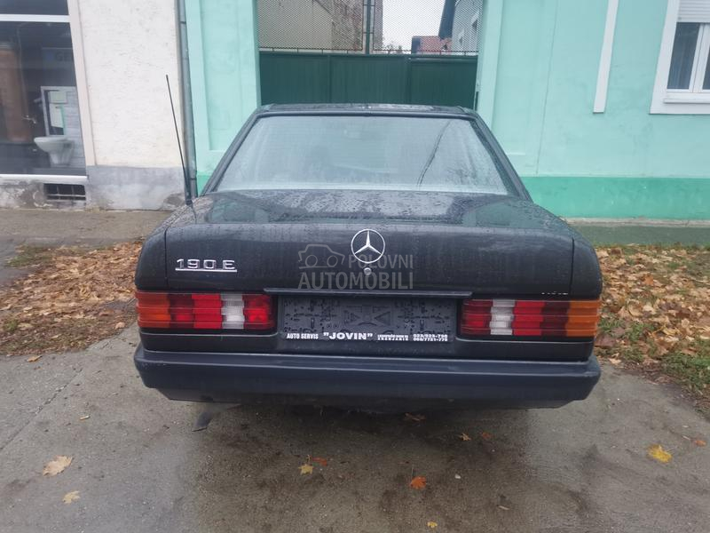 Mercedes Benz 190 