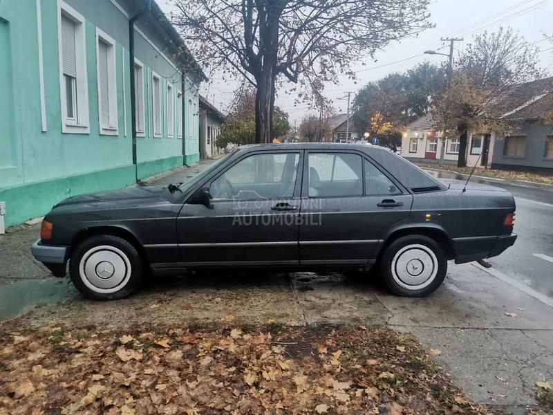 Mercedes Benz 190 