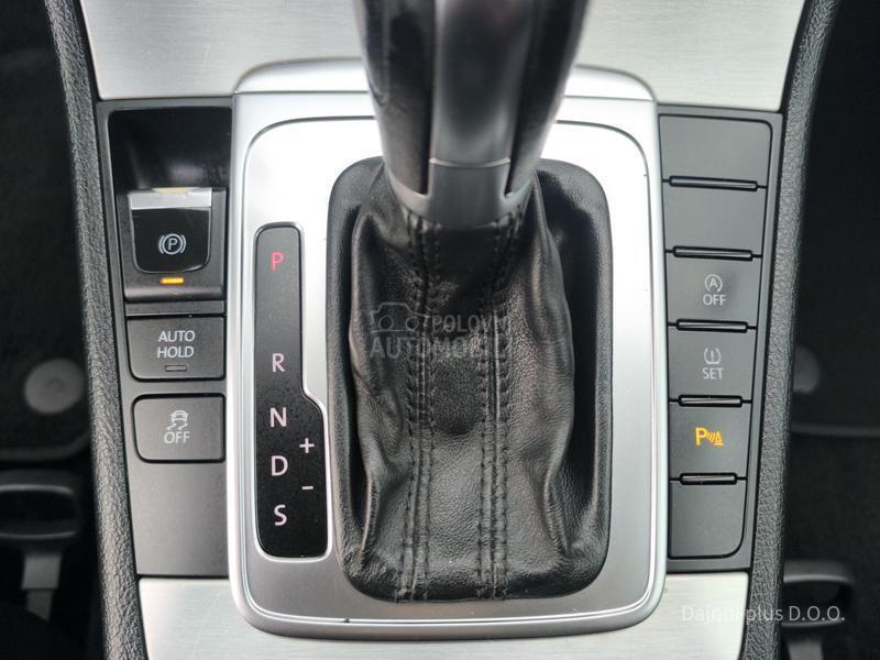 Volkswagen Passat B7 2.0 TDI DSG HIGHLINE