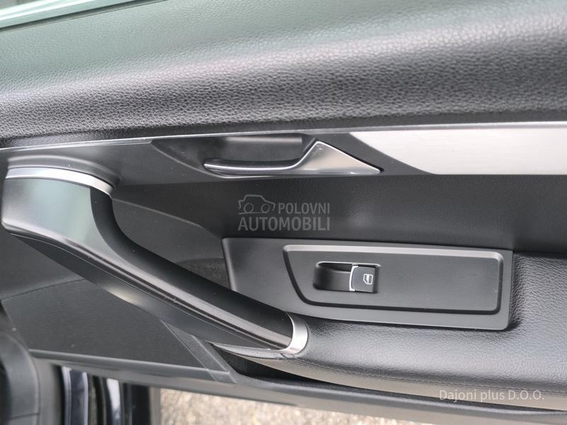 Volkswagen Passat B7 2.0 TDI DSG HIGHLINE