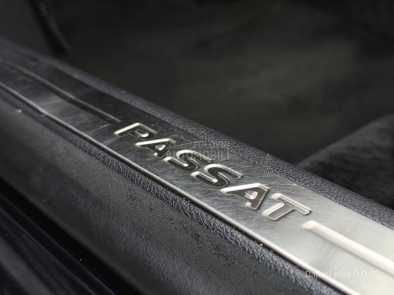 Volkswagen Passat B7 2.0 TDI DSG HIGHLINE