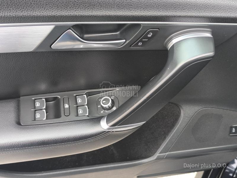 Volkswagen Passat B7 2.0 TDI DSG HIGHLINE